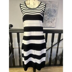 Elena Wang Tiered Sleeveless Black/white Strip Knit Occasion Dress Size L‎ NWT